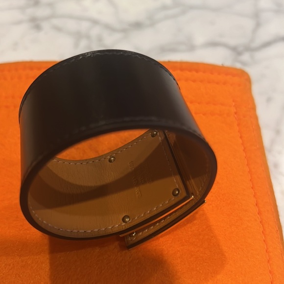 HERMES Dog Bracelet Black with Gold hardware - Picture 2 of 5